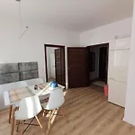 Haus *