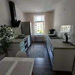 Haus *