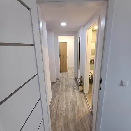 Apartment Haus *