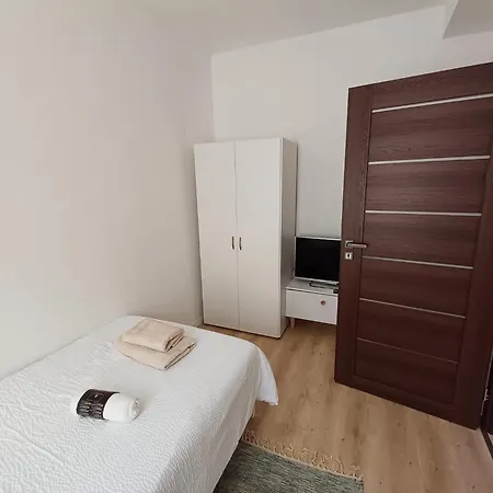 شقة Haus غيرا